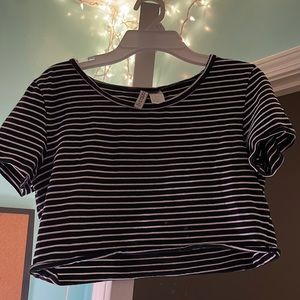 Medium crop top from H&M